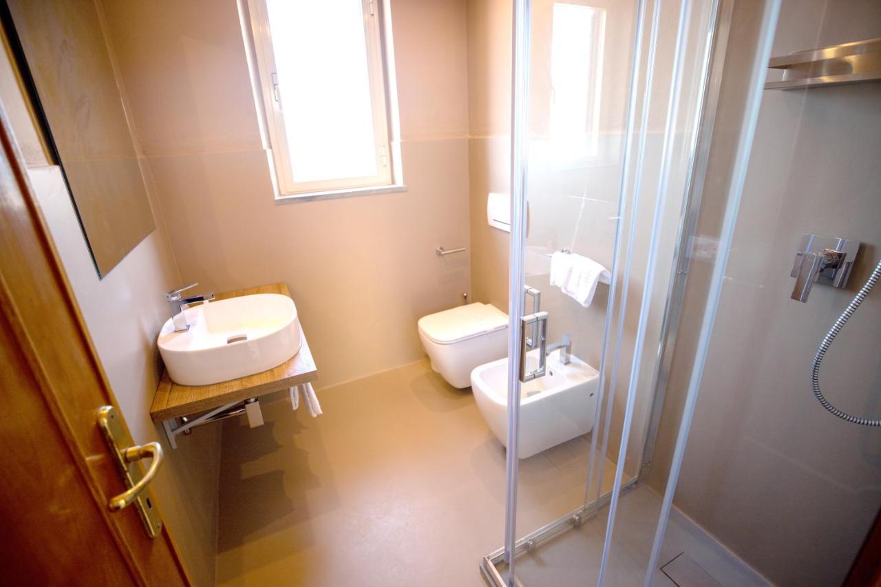 Hotel Il Perseo Chiessi ภายนอก รูปภาพ