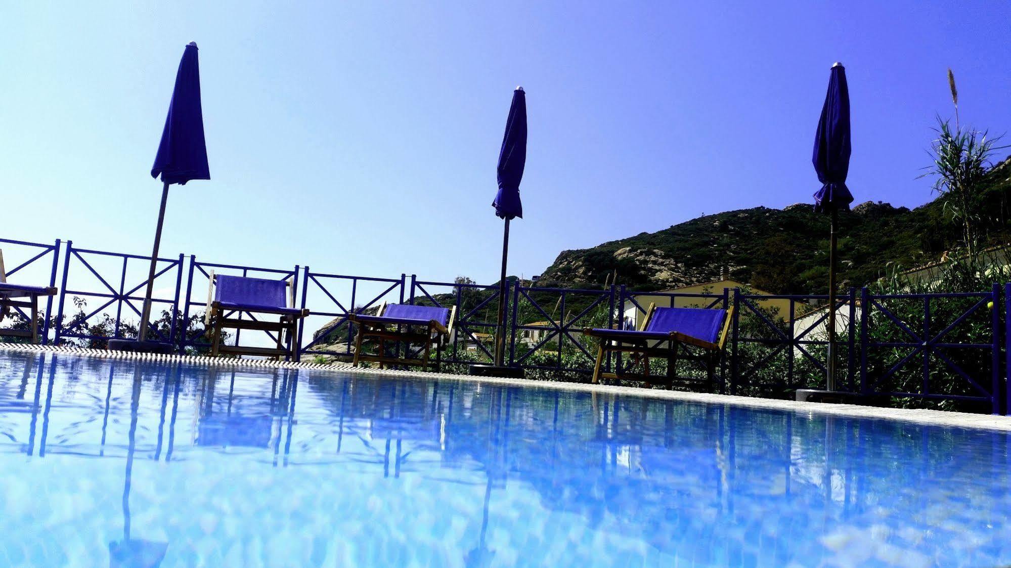 Hotel Il Perseo Chiessi ภายนอก รูปภาพ